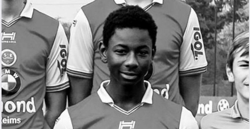 Tragedija u Francuskoj: Na terenu preminuo 15-godišnji nogometaš